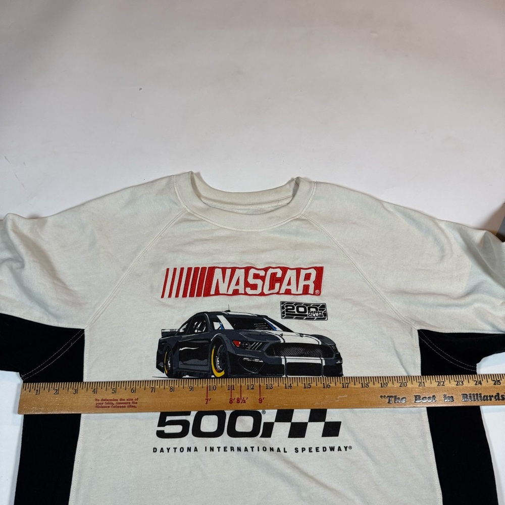 NASCAR Daytona Graphic Crewneck Pullover Sweatshirt off white and black 2XL - Picture 7 of 9